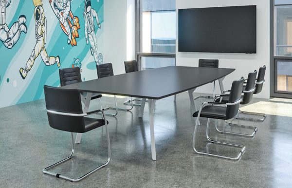 Boat Shaped Boardroom & Meeting Tables